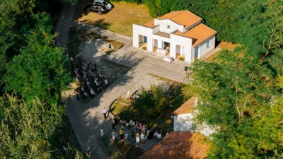 5. angošt