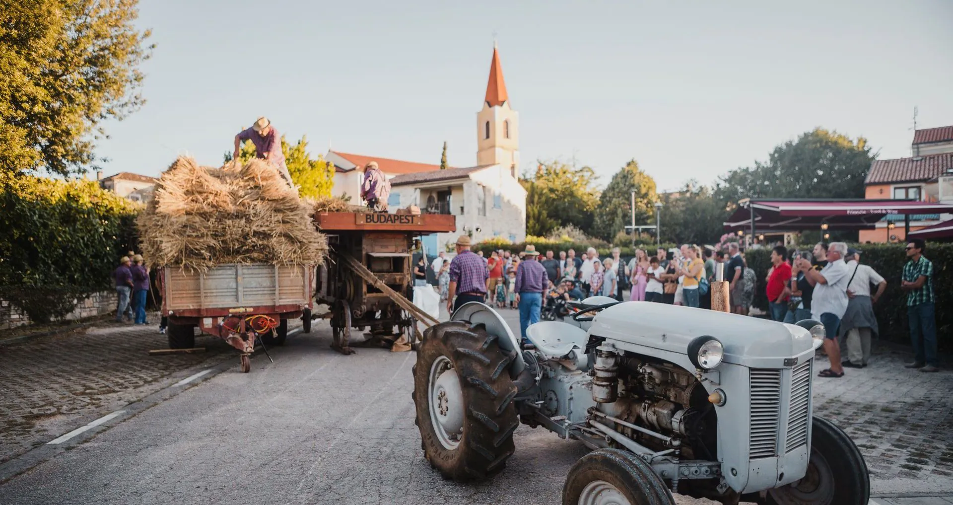U bojama tradicije - Brtonigla