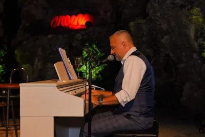 Romantična večer u starom gradu Kršanu