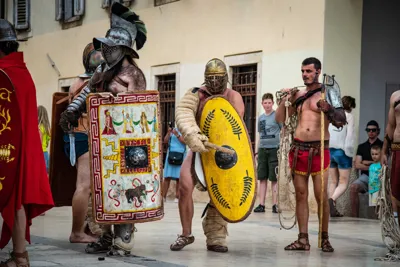Spectacvla Gladiatoria: ulična animacija