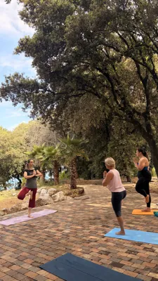 JOGA UZ MORE