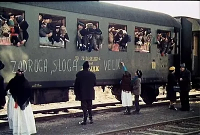 Vlak u snijegu, igrani, 80'
