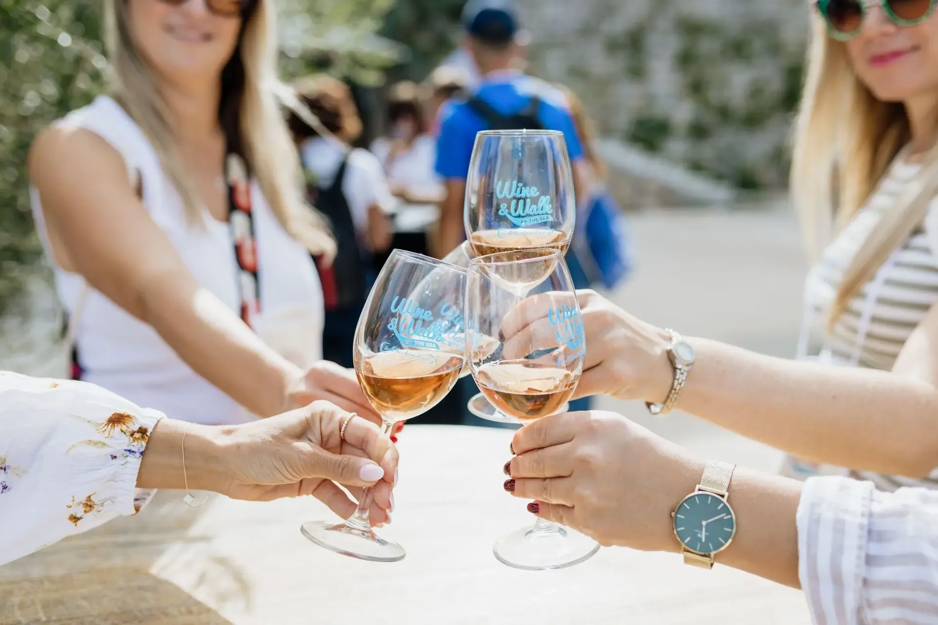 Wine & Walk by the Sea